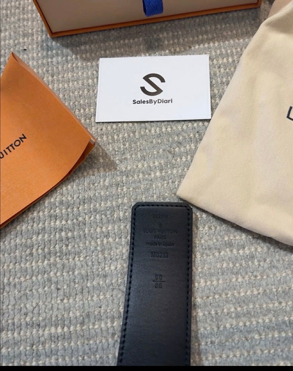 Louis Vuitton reversible belt (90)