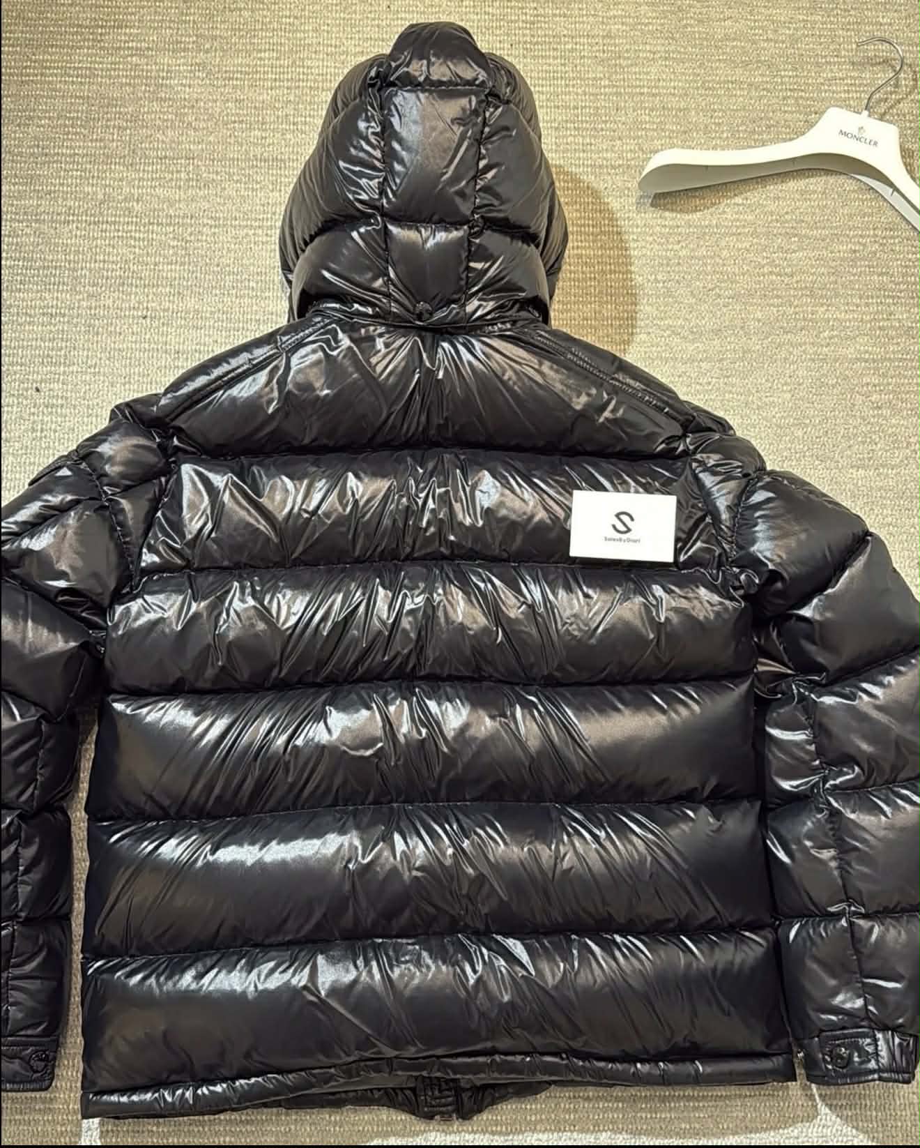 Brand New Moncler Maya (L)